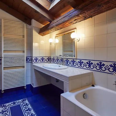 Apartmán Attic City Center With Two Separate Boloňa