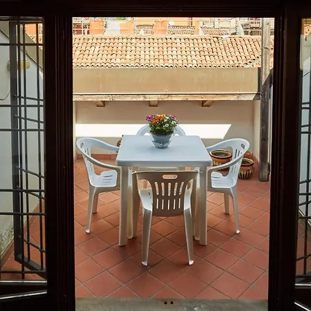 Attic City Center With Two Separate Apartment Bologna